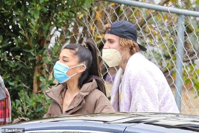 Ariana Grande and Justin Bieber at their construction site
