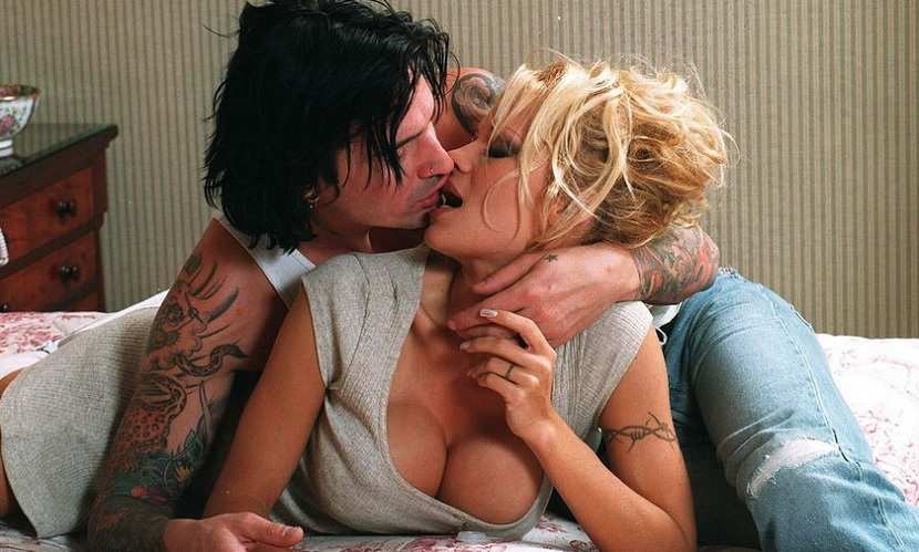 Where do I get Pamela Anderson and Tommy Lee sex tape